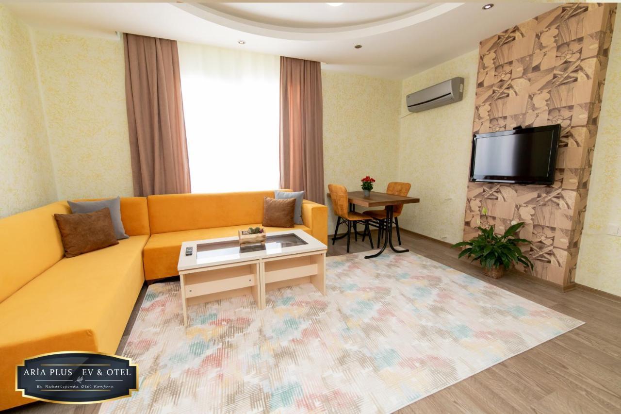 aria plus ev-otel Çiftlikköy Exterior foto