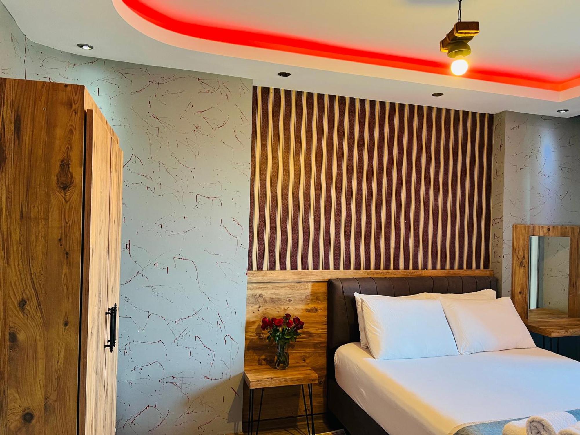 aria plus ev-otel Çiftlikköy Exterior foto
